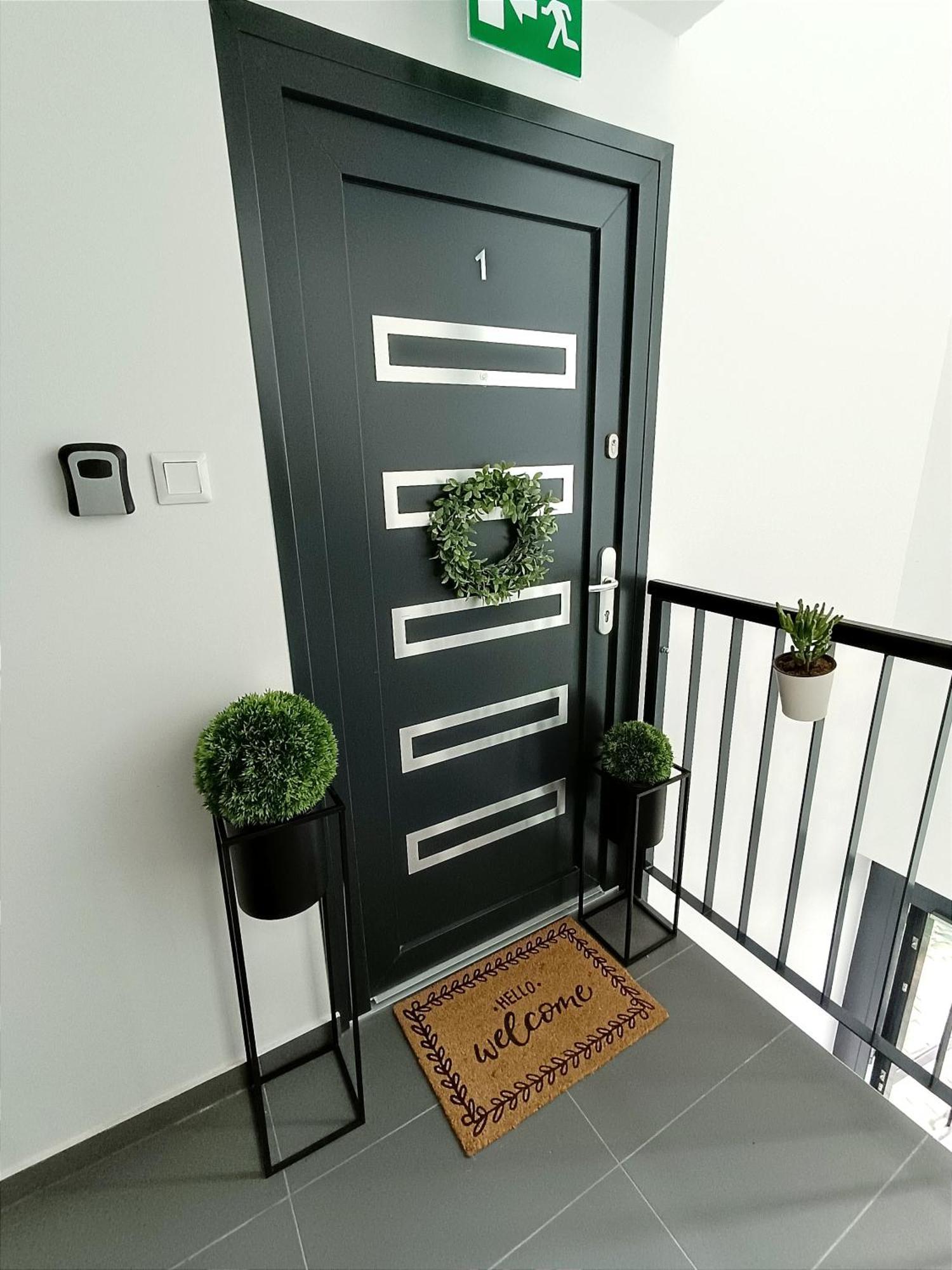 Modern Lux Home Segedyn Zewnętrze zdjęcie